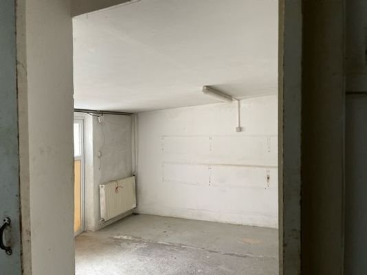 Raum 2 mit Anlieferungsmöglichkeit