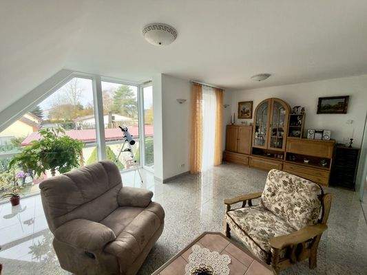 Wohnen mit Fensterfronten OG