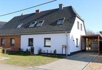 Hausansicht Strassenseite