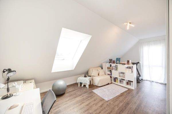 Schlafzimmer/Büro 2