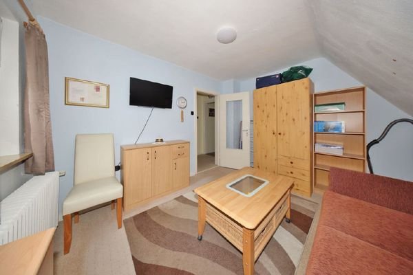 Zimmer Richtung Tür