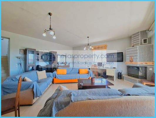 09ee45927f6b4af5ae759de3f1cb6265-original