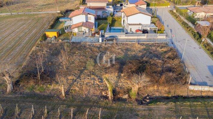 VEDUTA AEREA TERRENO