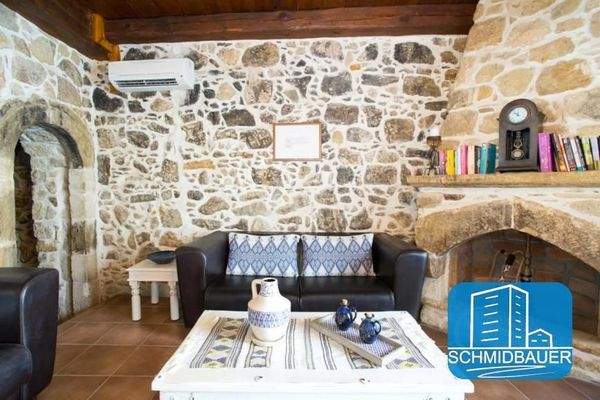 Kreta, Sivas: Traditionelles Steinhaus mit Swimmingpool