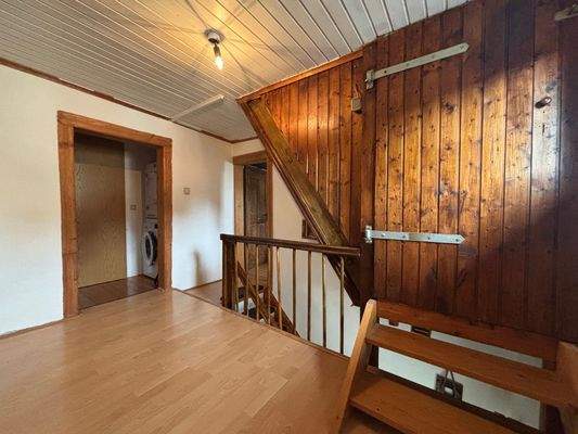 Flur & Zugang Dachboden