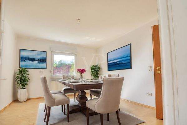 Esszimmer mögliche Möblierung