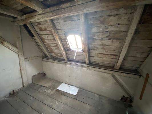 Dachgeschoss (1).jpg