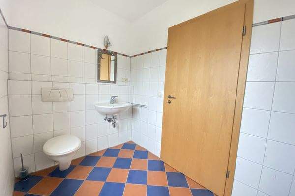 Gäste-WC Haus 1 Wohnung 1