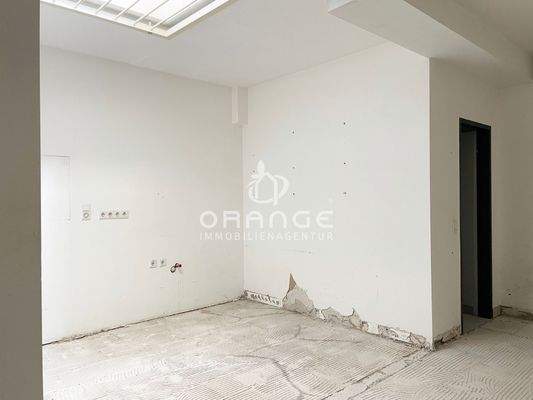 ...und die noch vorhandene Toilette umgestaltet werden.