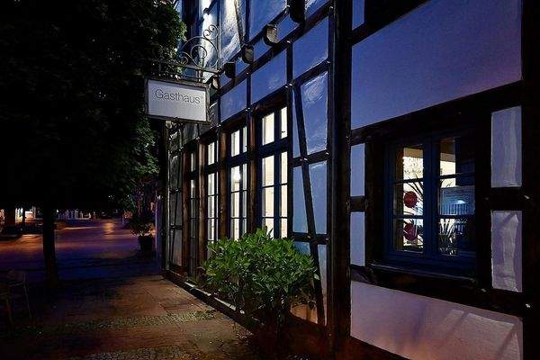 Nachtansicht seitlich