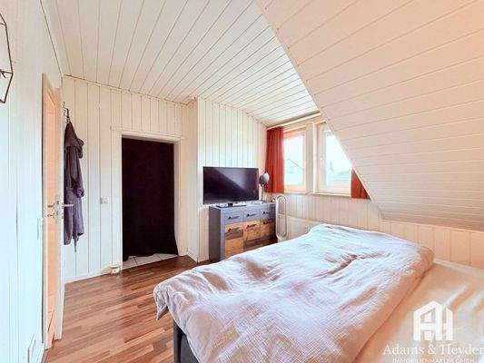 Schlafzimmer, DG, Bild 2