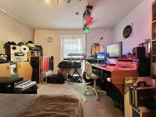 Gemütliches Arbeitszimmer