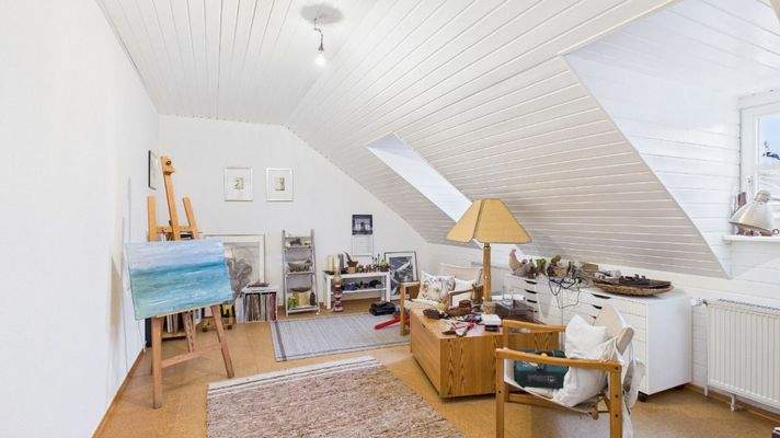 CAM04238G0-PR0051-STILL013