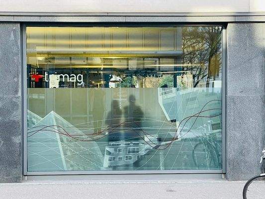 Gebäudedetail Schaufenster.jpg