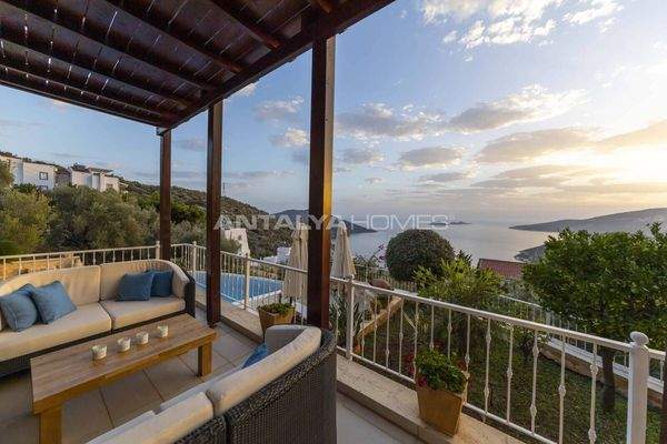Sea View 5-Bedroom Villa with Private Pool in Kas Kalkan