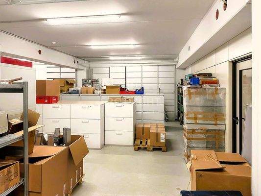 Extra Kellerraum verfügbar