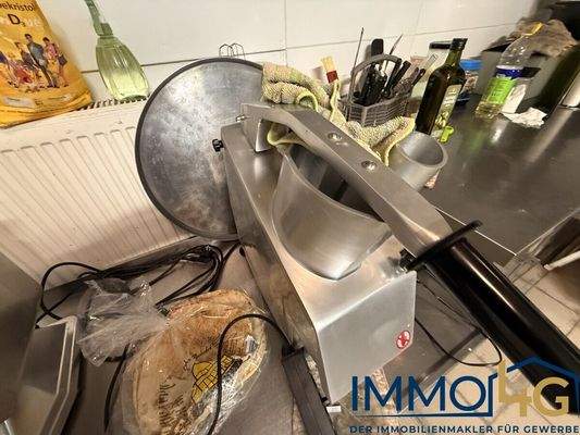 92e59eee-c5f3-4d98-a6b2-74cd8a33978e