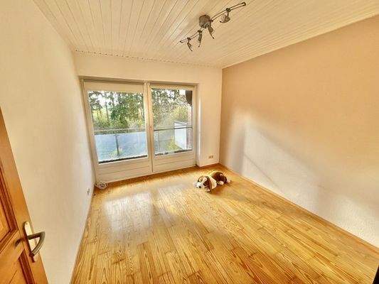 Zimmer OG rechts hinten