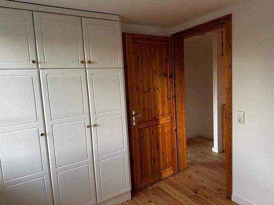 Zimmer mit Einbauschrank