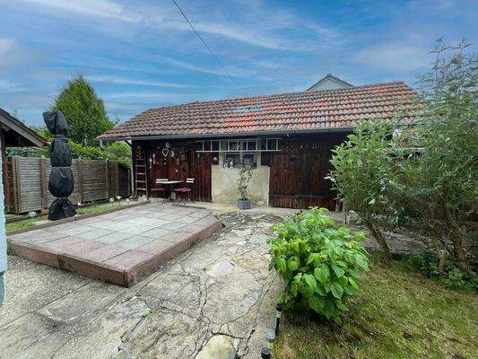 Scheune mit Grundstück