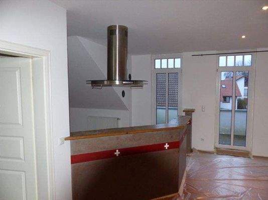 Küchenbereich mit Theke - Keine Möbel vorhanden