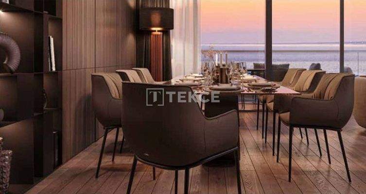 Apartments in a Sea-View Complex with Security in İzmir Konak