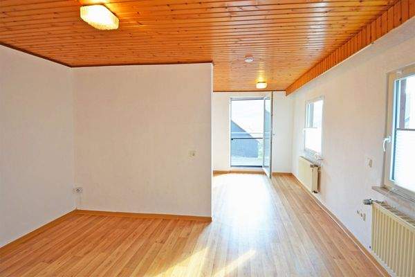 Obere Wohnetage mit Balkon