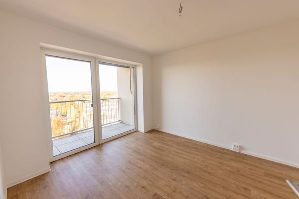 OG 12 Zimmer mit Balkon