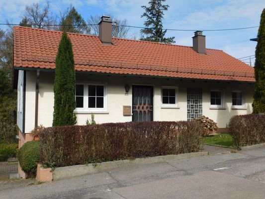 Charmantes EFH mit ELW