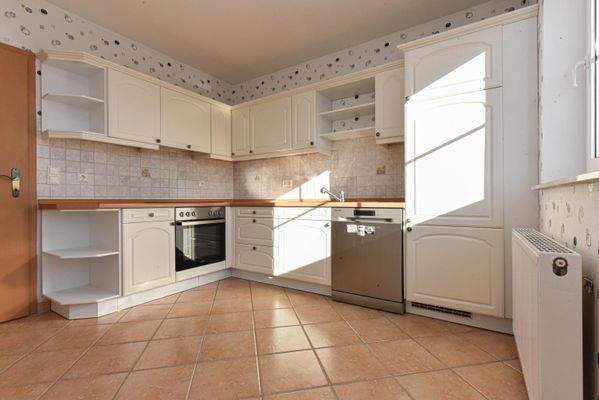 Küche mit EBK & Essecke 