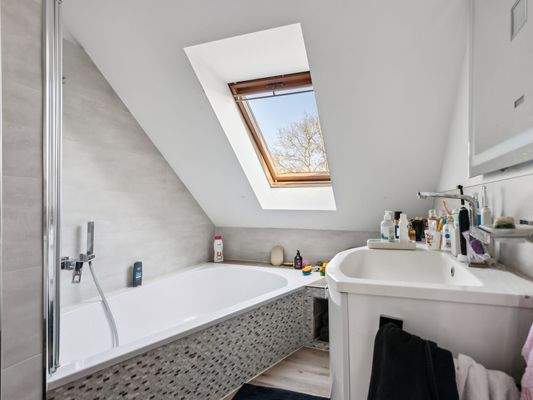 Badezimmer Dachgeschoss