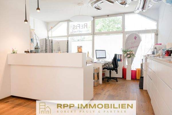 Verkaufstheke/Office-Bereich