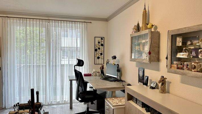 Büro- / Kinderzimmer