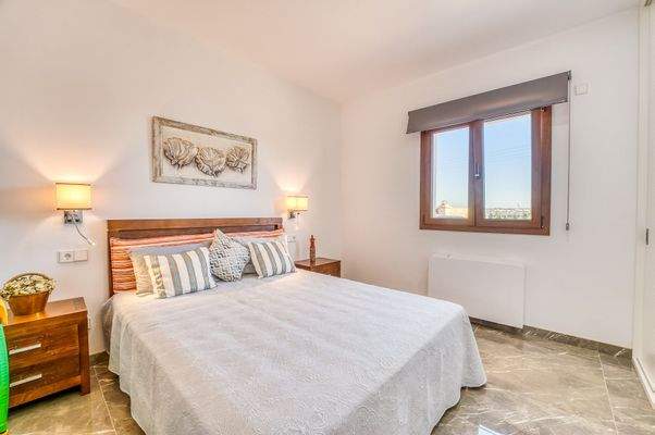 Eines von 4 Schlafzimmern