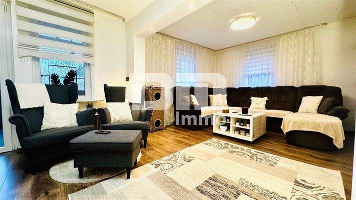 EG Wohn / Esszimmer / Küche offen - Zugang Balkon