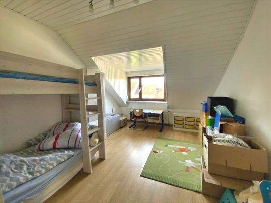 Kinderzimmer Dachgeschoss