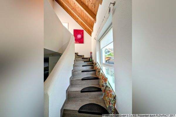 Imposanter Treppenaufgang