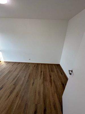 Groß (20260319_065842446_iOS).jpeg