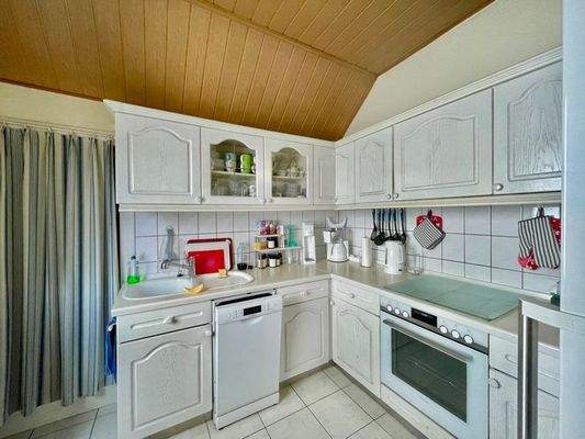 Küche mit Abseite DG