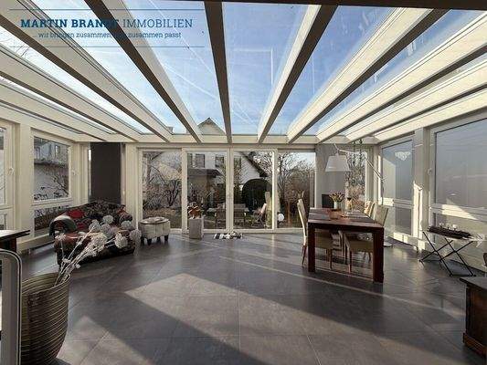 Wintergarten mit Beschattungssystem