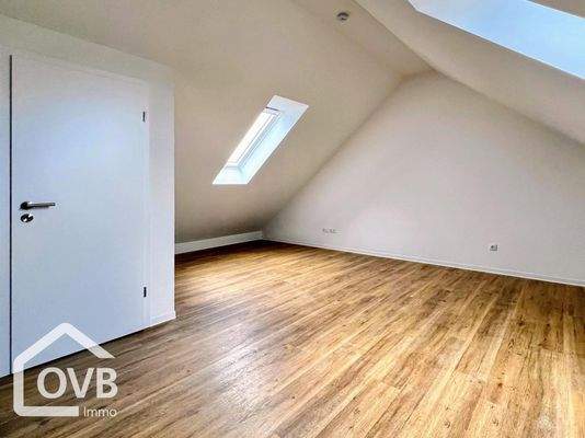 Spitzboden (Abbildung ähnlich)