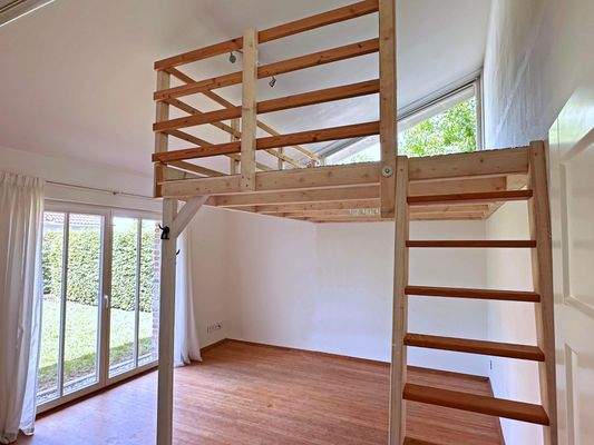 Helle, geräumige Kinderzimmer