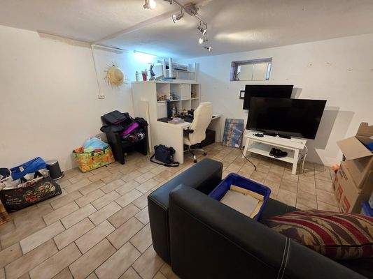 wohnlich genutzter Kellerraum