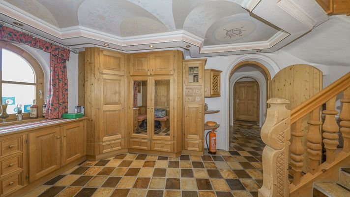 KITZIMMO-Großzügiges Haus mit 3 Wohnungen mieten - Immobilien St. Johann.