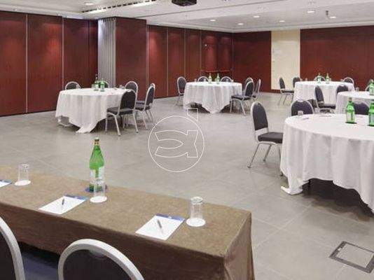 Businesshotel mit 244 Zimmern