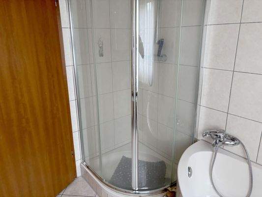 ... und Dusche