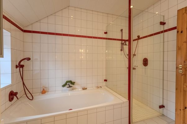 Vollbad Haus II 