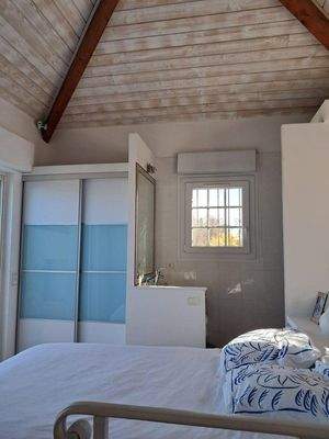 schlafzimmer im Turm mitdusche