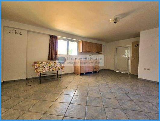 img_6e381c18-4cea-44f3-8489-c4bc00693134