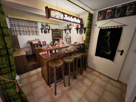 Toller Thekenbereich (Keller)